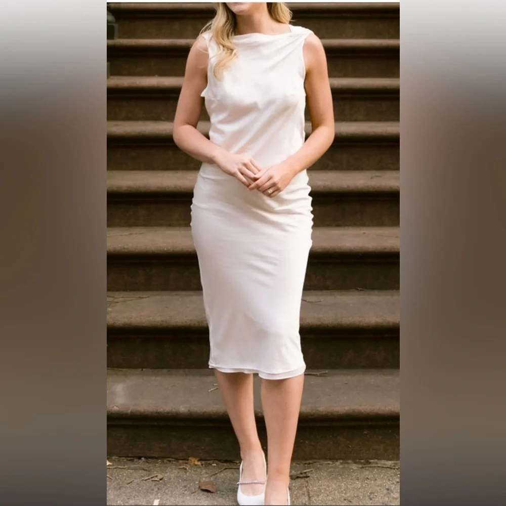 The Bar Max Dress in Blanc - Picture 7 of 8
